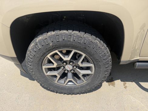Used 2021 GMC Canyon AT4 w/ Driver Alert Package AWD/4WD image 26