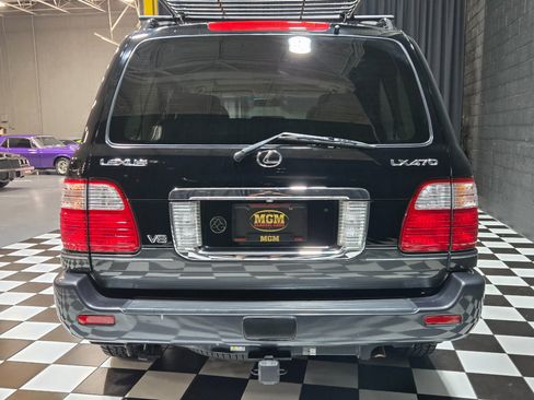 Used 2004 Lexus LX 470 4WD image 4