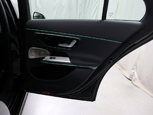 Used 2026 Mercedes-Benz E 450 4MATIC Sedan image 31