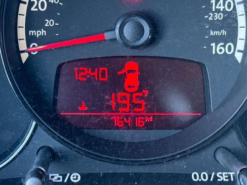 Used 2013 Volkswagen Beetle 2.0T image 24