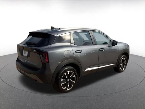 Used 2026 Nissan Kicks SV w/ Cold Weather Package AWD/4WD image 11