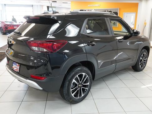 New 2026 Chevrolet TrailBlazer LT AWD/4WD image 13