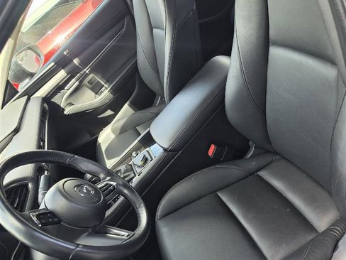 Used 2024 MAZDA MAZDA3 s image 4