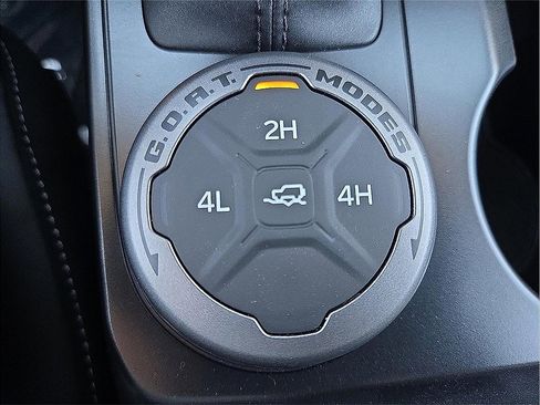 New 2025 Ford Bronco Outer Banks image 17