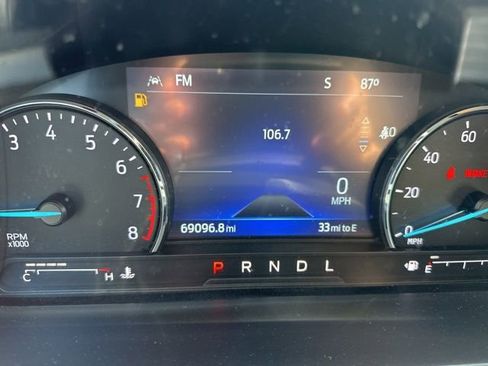 Used 2022 Ford Explorer XLT w/ Equipment Group 202A RWD image 13