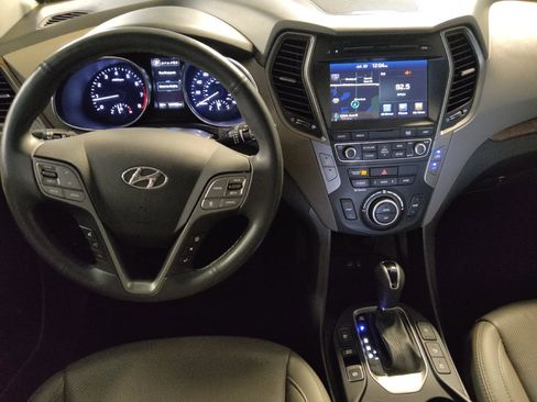 Used 2018 Hyundai Santa Fe Sport w/ 2.0T Ultimate Tech Package 05 AWD/4WD image 22