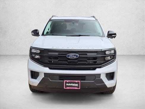 New 2026 Ford Expedition Active RWD image 6