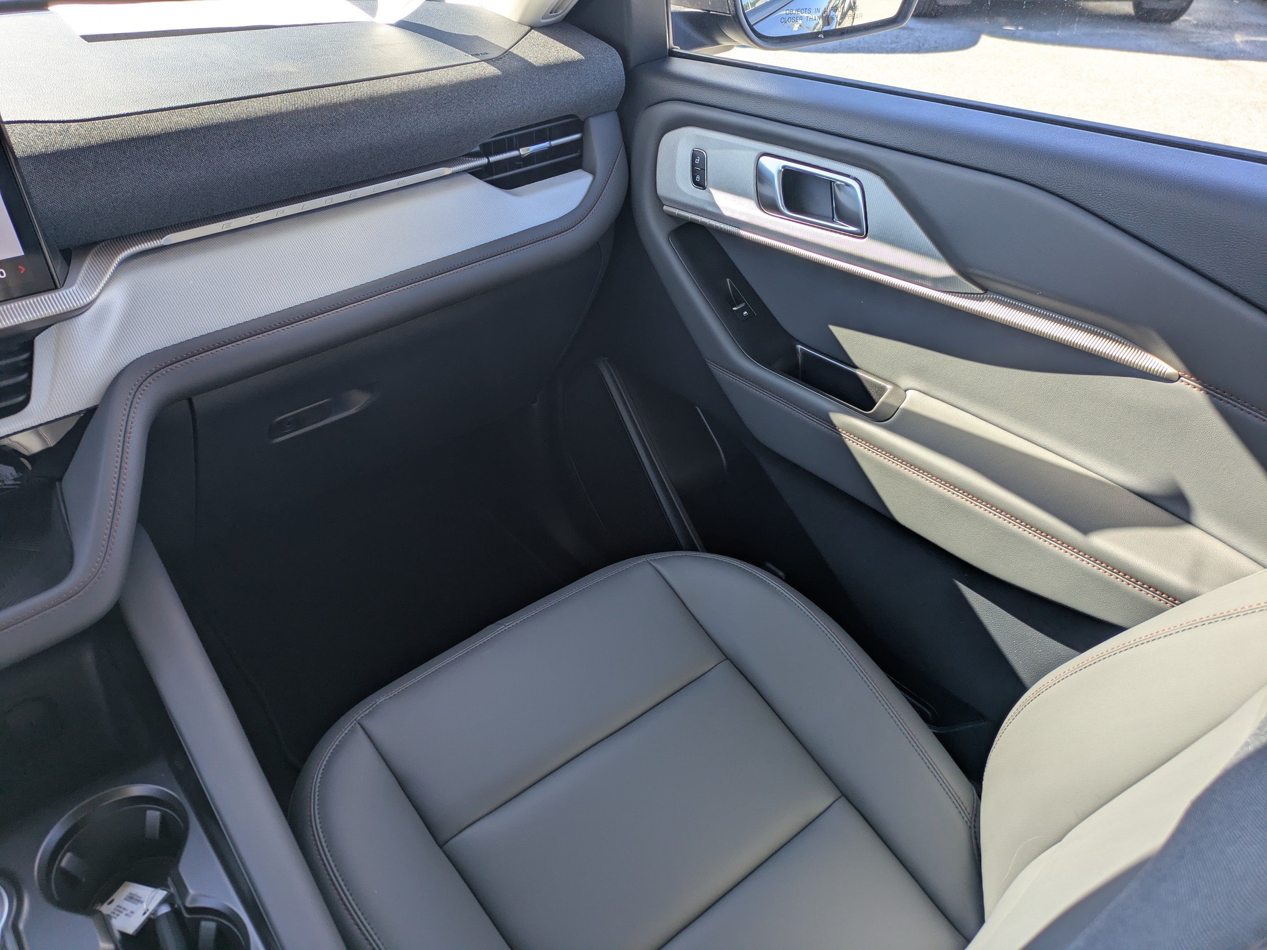 New 2026 Ford Explorer Active w/ Active Comfort Package RWD image 21