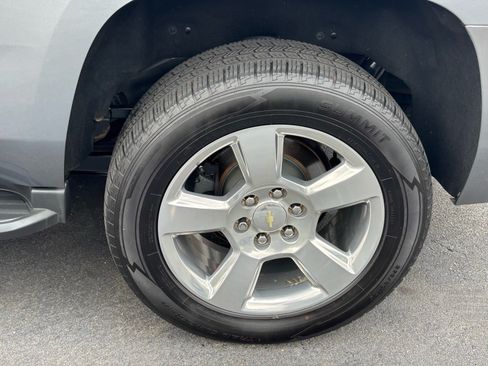 Used 2019 Chevrolet Tahoe LT RWD image 6