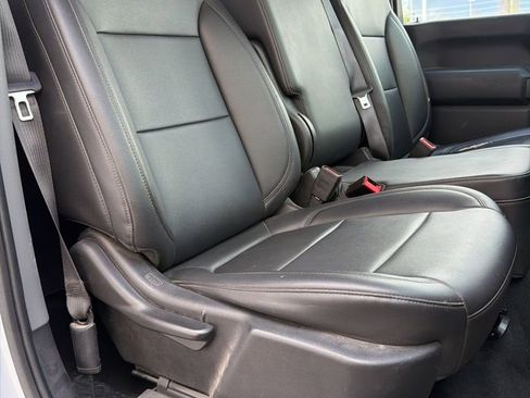 Used 2020 GMC Sierra 2500 4x4 Regular Cab w/ Convenience Package image 10