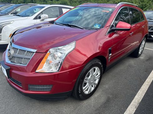Used 2011 Cadillac SRX Luxury FWD image 1