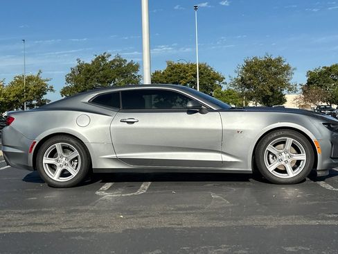 Used 2024 Chevrolet Camaro LT w/ Technology Package RWD image 3