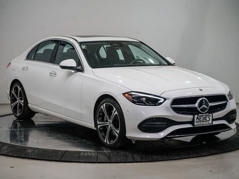 Used 2025 Mercedes-Benz C 300 Sedan image 5