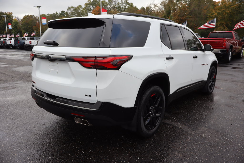 Used 2022 Chevrolet Traverse Premier w/ Redline Edition AWD/4WD image 42