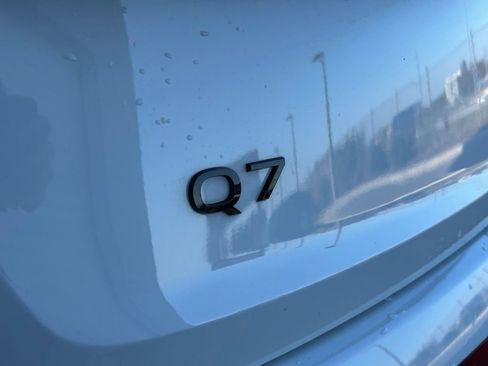 Used 2025 Audi Q7 3.0T Premium w/ Convenience Package image 46