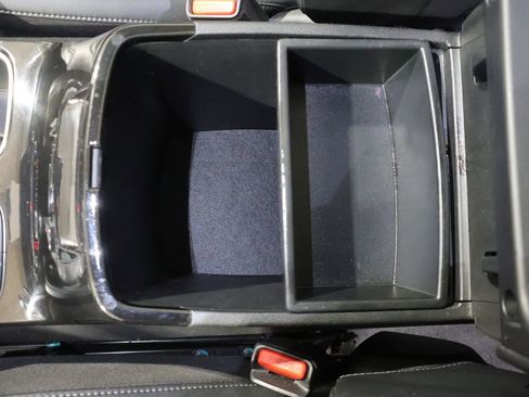 Used 2025 Kia Telluride S AWD/4WD image 35