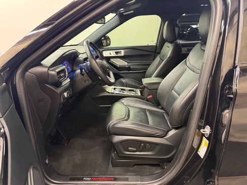 Used 2022 Ford Explorer ST w/ ST Street Pack AWD/4WD image 15
