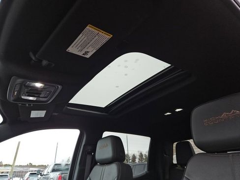 Certified 2023 Chevrolet Silverado 1500 High Country w/ High Country Premium Package image 37