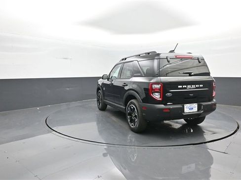 New 2025 Ford Bronco Sport Outer Banks image 5