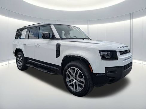 New 2026 Land Rover Defender 130 X-Dynamic SE AWD/4WD image 7