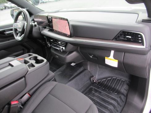 New 2025 Chevrolet Tahoe Commercial image 11