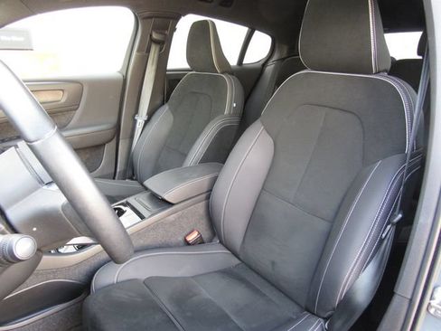 Used 2023 Volvo C40 P8 Recharge Plus w/ Climate Package AWD/4WD image 11