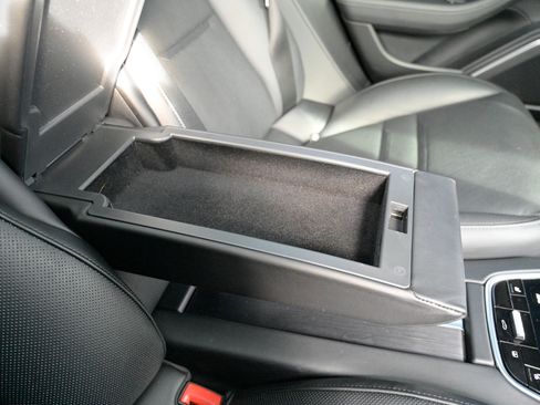 Used 2019 Porsche Panamera GTS image 52