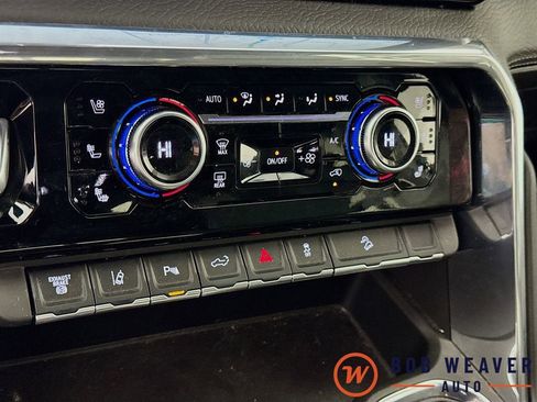 Used 2024 GMC Sierra 2500 Denali w/ Denali Reserve Package image 16