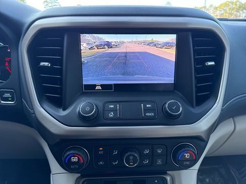 Used 2023 GMC Acadia Denali image 18