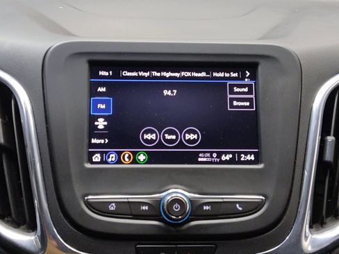 Used 2023 Chevrolet Equinox LT image 25