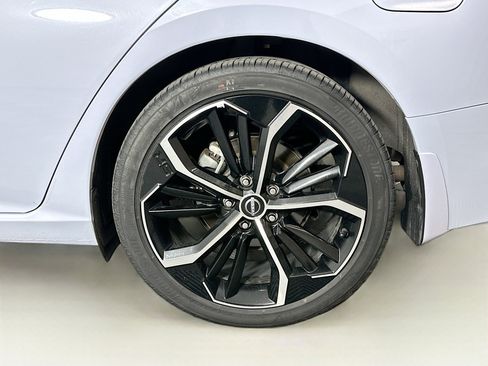 Used 2024 Nissan Altima 2.5 SR image 11