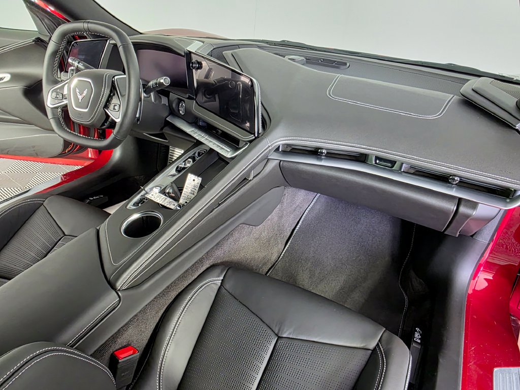 Used 2026 Chevrolet Corvette Stingray Preferred Conv w/ Z51 Performance Package RWD image 29