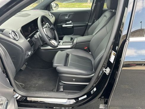 Used 2026 Mercedes-Benz GLA 250 image 3