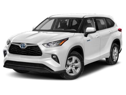 Used 2022 Toyota Highlander LE