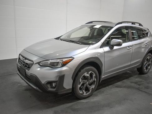 Used 2023 Subaru Crosstrek 2.5i Limited w/ Popular Package #4 image 3