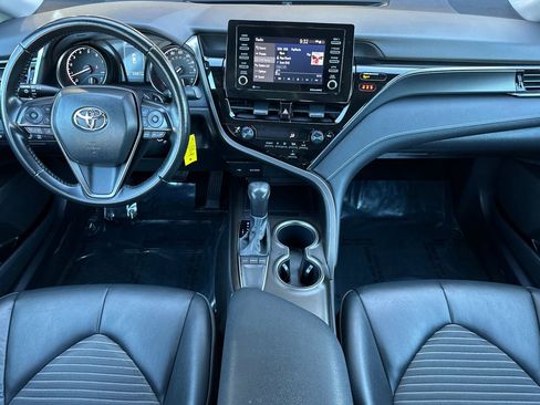 Used 2023 Toyota Camry SE FWD image 9