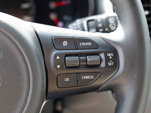 Used 2018 Kia Sorento SX image 14