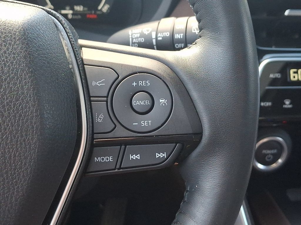 Certified 2023 Toyota Venza Limited AWD/4WD image 22