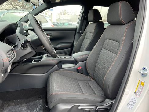 New 2026 Honda HR-V Sport image 4