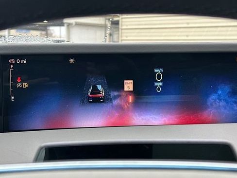 Used 2024 Lincoln Nautilus Reserve w/ Equipment Group 202A image 23