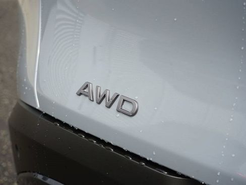 Used 2025 Nissan Murano SL AWD/4WD image 12