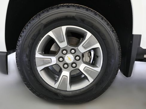 Used 2019 Chevrolet Colorado Z71 image 17