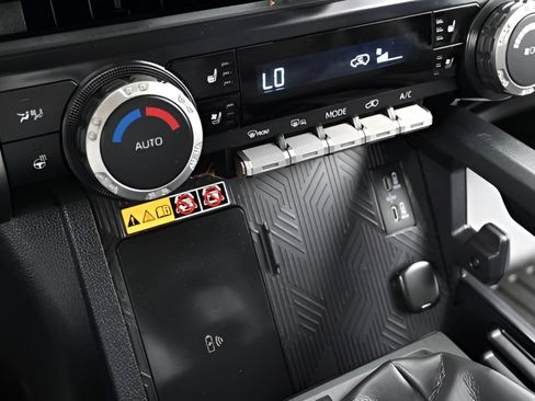 Used 2025 Toyota 4Runner TRD Off-Road Premium w/ Tow Technology Package AWD/4WD image 39