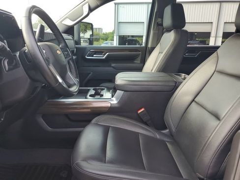 Used 2025 Chevrolet Silverado 3500 LT AWD/4WD image 20