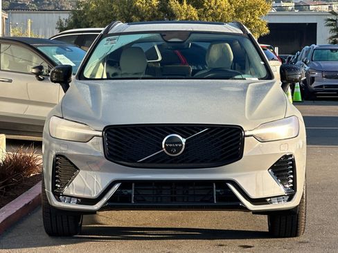 New 2026 Volvo XC60 B5 Ultra w/ Protection Package Premier AWD/4WD image 10