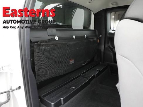 Used 2020 Toyota Tacoma SR RWD image 22