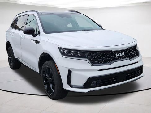 Certified 2023 Kia Sorento SX AWD/4WD image 1