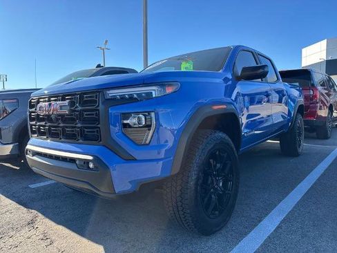 New 2025 GMC Canyon Elevation w/ Convenience Package image 17