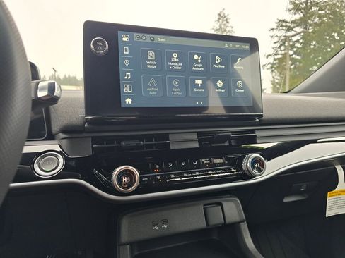 New 2026 Honda Prologue EX image 18