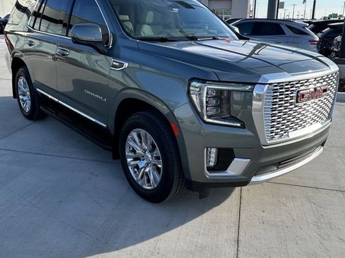 Used 2023 GMC Yukon Denali w/ Max Trailering Package image 9